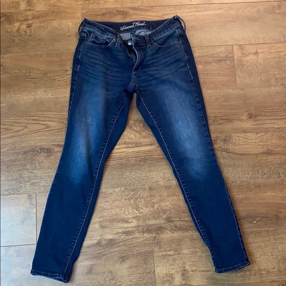 Universal Thread Jeans - Picture 1 of 3